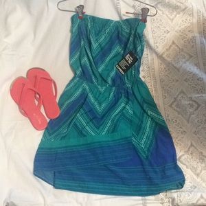 Super cute strapless express dress xs NWT